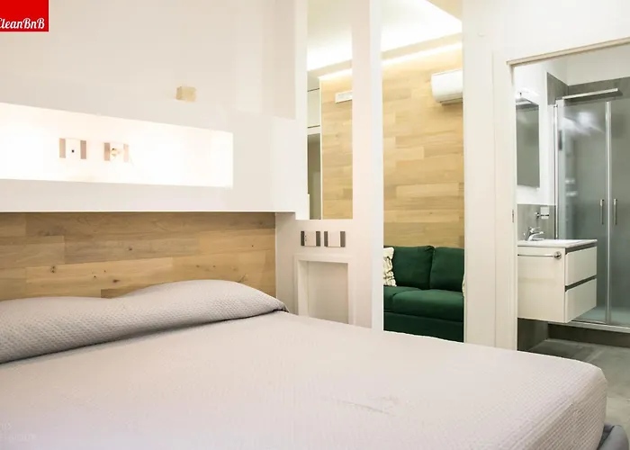 Apartment Guesthost - Largo Leopardi Modern Rome